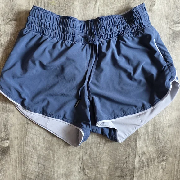 Lululemon Athletica Light Gray And Blue Reversible Athletic Shorts - Picture 3 of 4